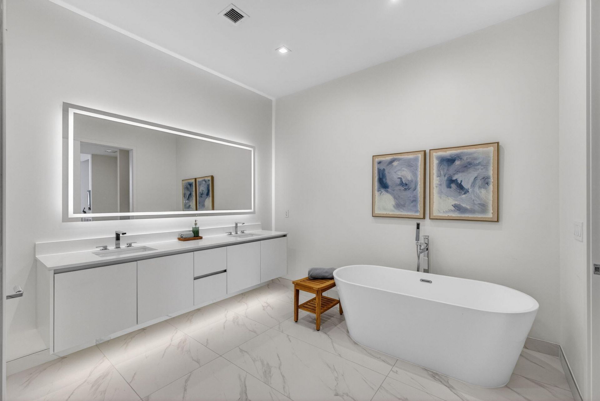 220 Lake Shore Drive, Unit 609, Lake Park, FL 33403 Photo