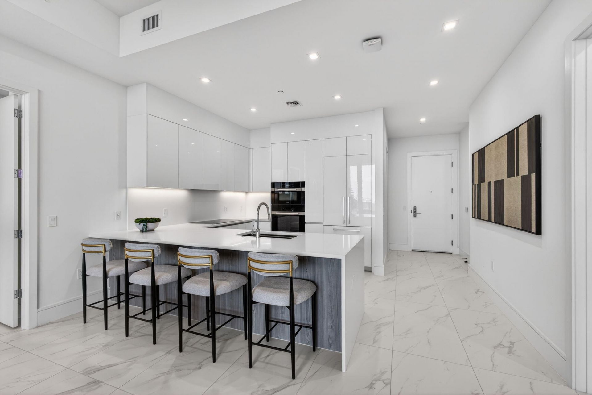 220 Lake Shore Drive, Unit 609, Lake Park, FL 33403 Photo