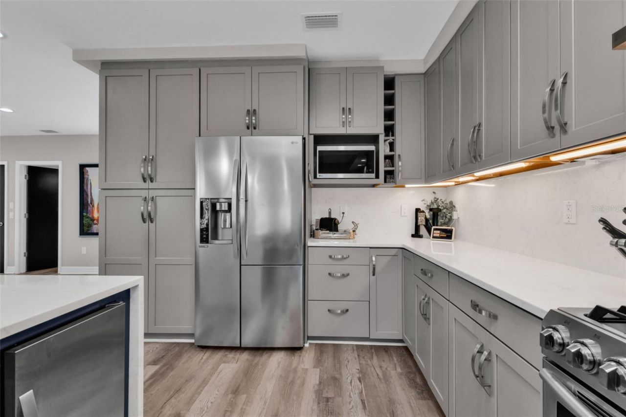 276 Lewis Circle, Unit 112, Punta Gorda, FL 33950 Photo