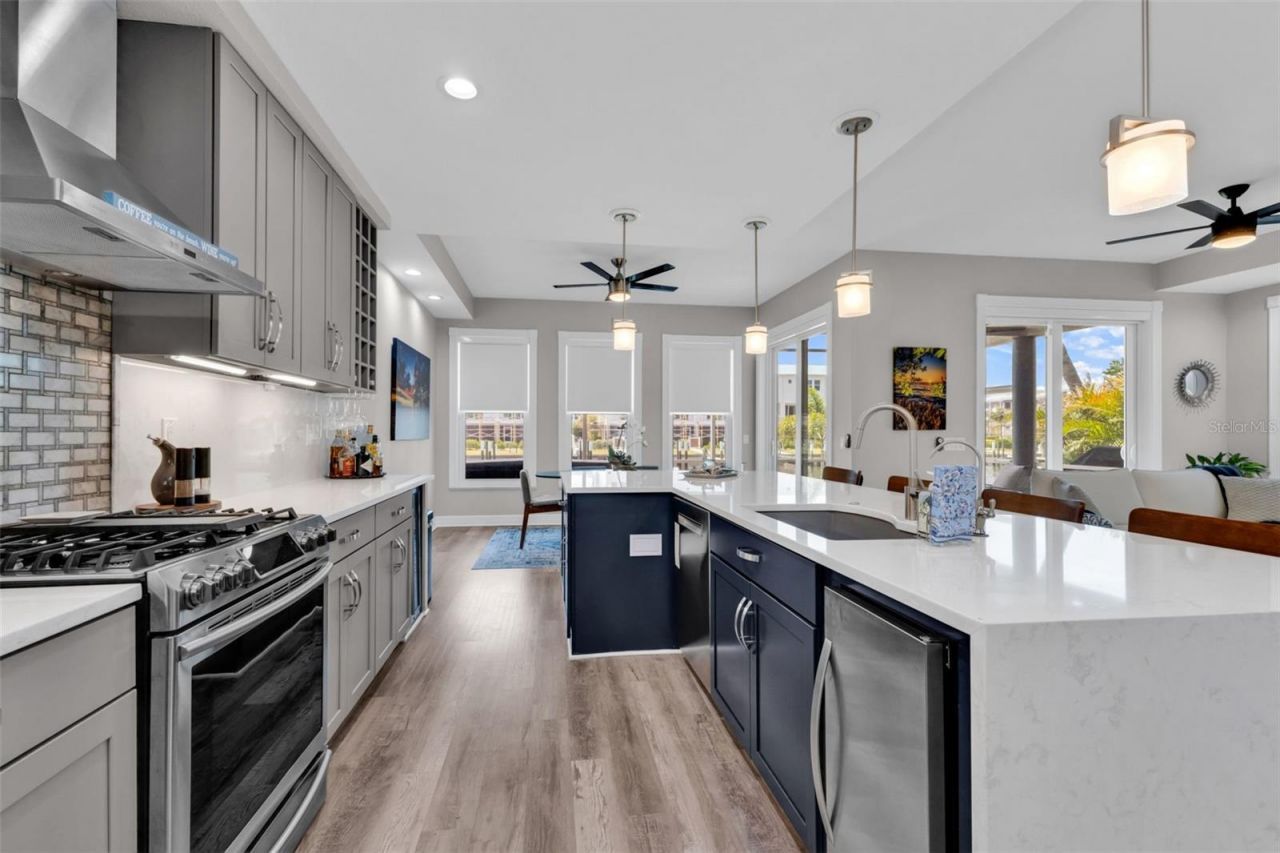 276 Lewis Circle, Unit 112, Punta Gorda, FL 33950 Photo