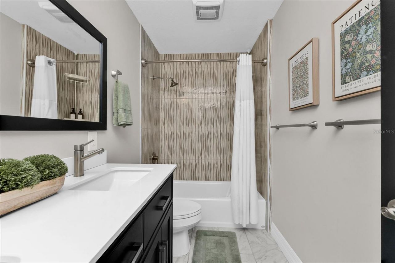 276 Lewis Circle, Unit 112, Punta Gorda, FL 33950 Photo