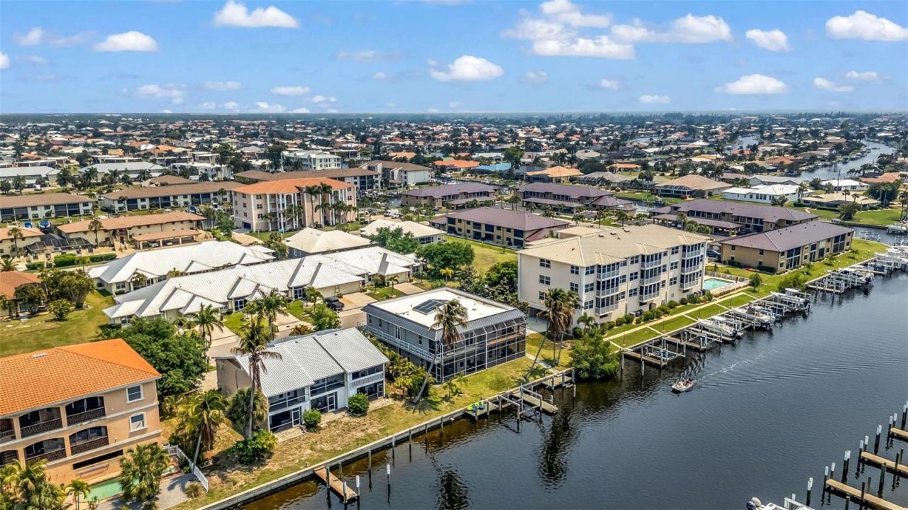 276 Lewis Circle, Unit 112, Punta Gorda, FL 33950 Photo