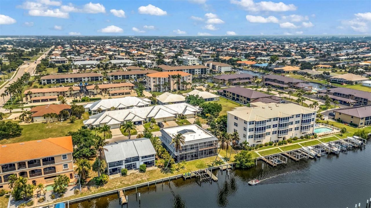 276 Lewis Circle, Unit 112, Punta Gorda, FL 33950 Photo