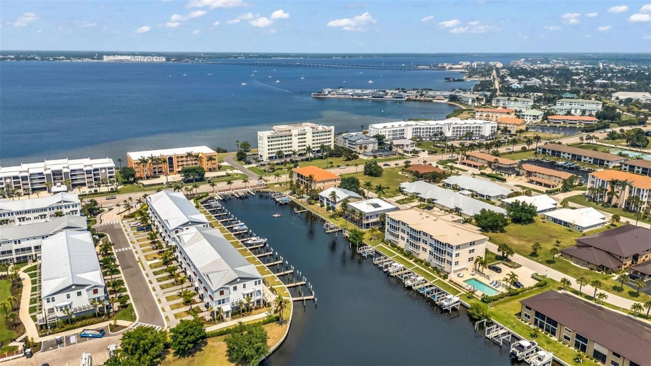 276 Lewis Circle, Unit 112, Punta Gorda, FL 33950 Photo