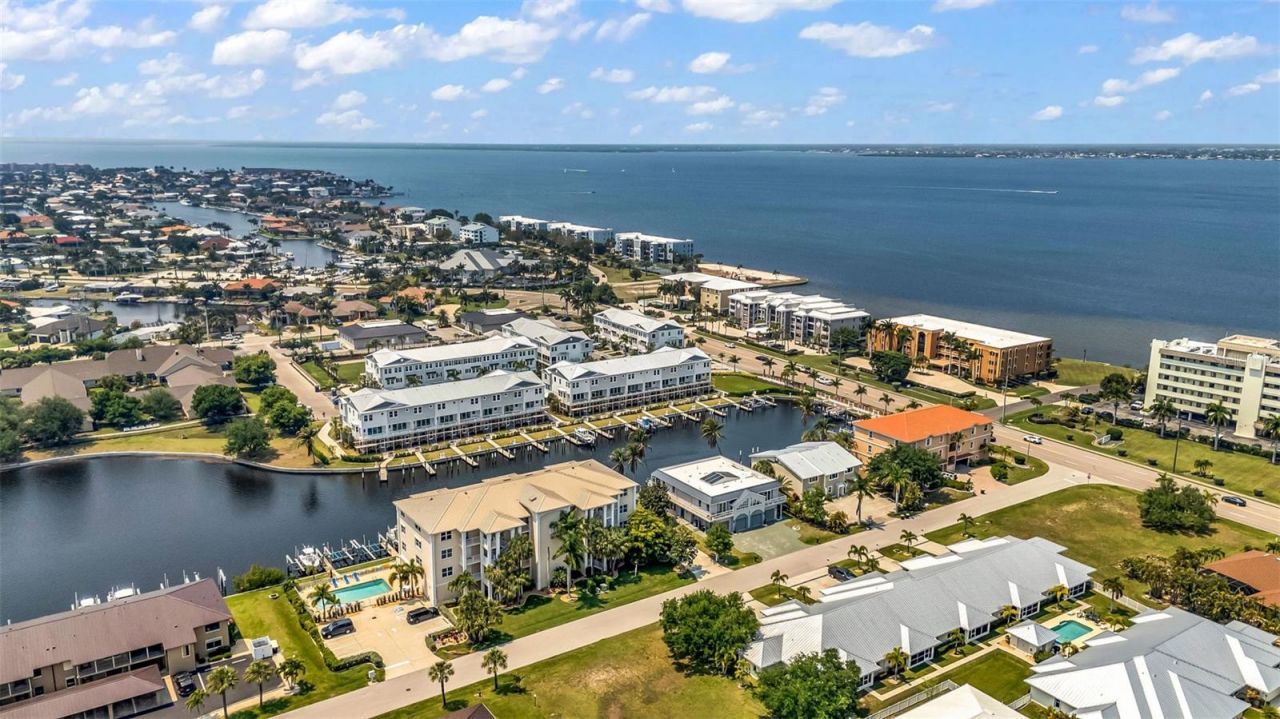 276 Lewis Circle, Unit 112, Punta Gorda, FL 33950 Photo