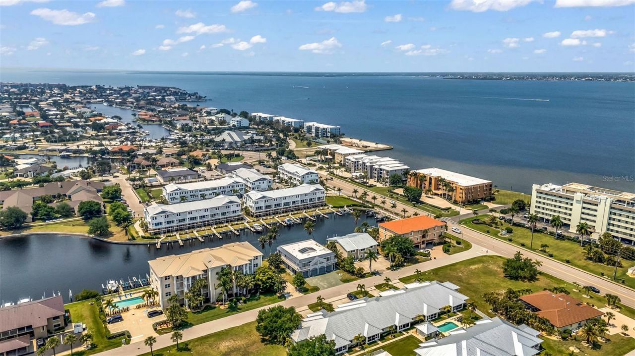 276 Lewis Circle, Unit 112, Punta Gorda, FL 33950 Photo