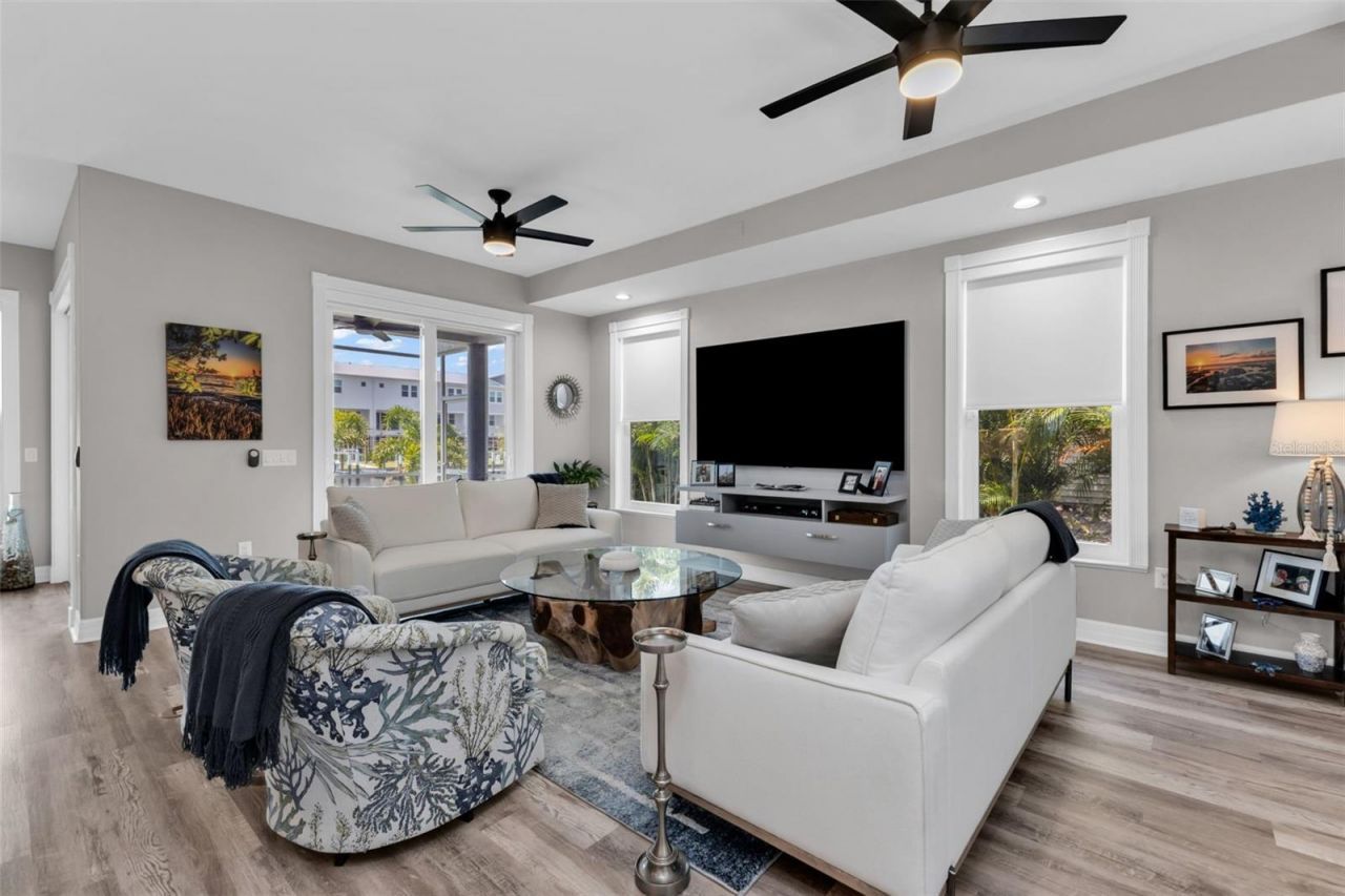 276 Lewis Circle, Unit 112, Punta Gorda, FL 33950 Photo