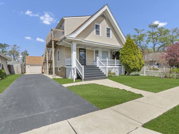 129 W Stimmel Street , Unit 1, West Chicago, IL 60185