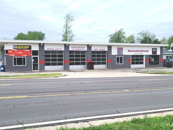 303 E Poplar Street , Odin, IL 62870