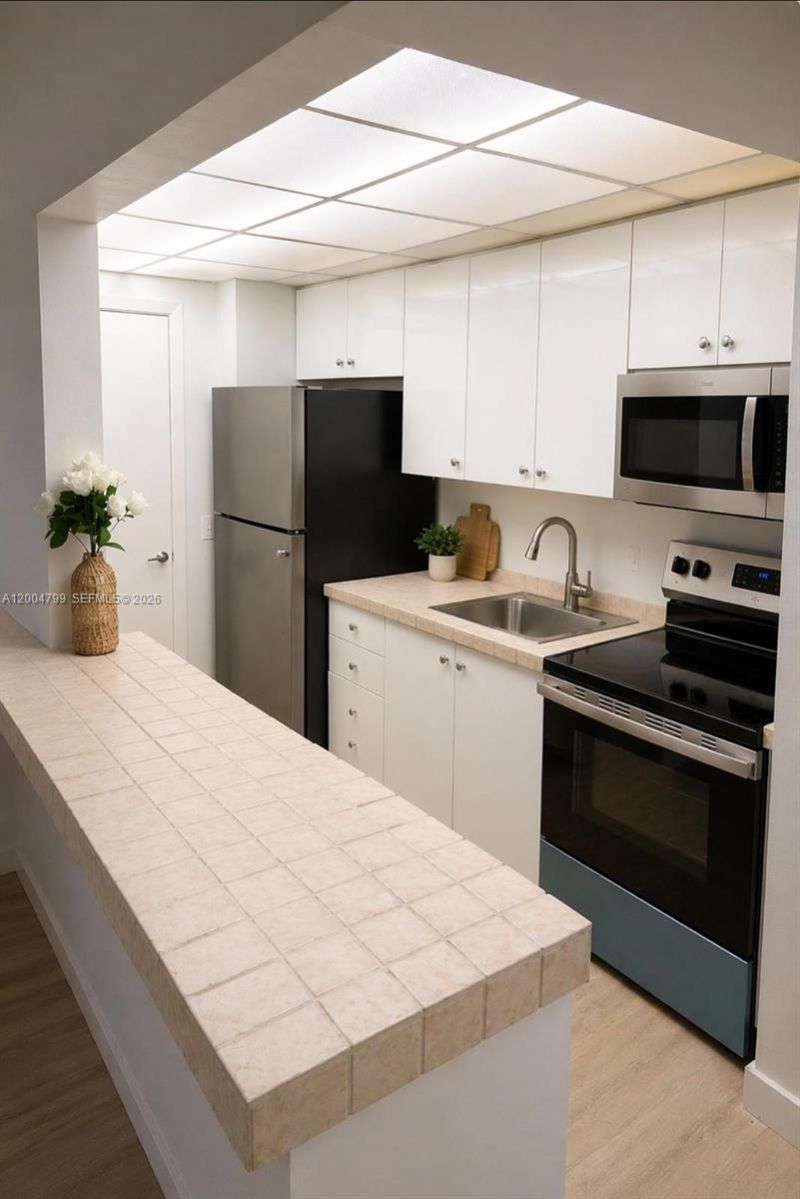 7904 West Dr, Unit 602, North Bay Village, FL 33141 Photo