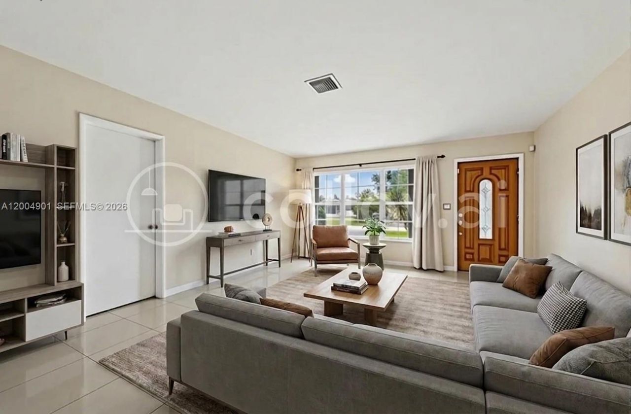 2210 N 57th Way , Hollywood, FL 33021 Photo