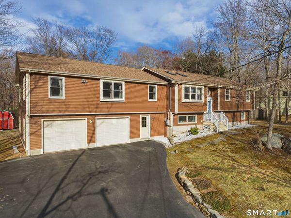 165 Nedobity, Haddam, CT 06441