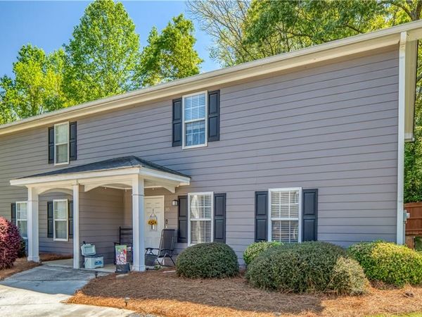 878 Hospital Road , Commerce, GA 30529