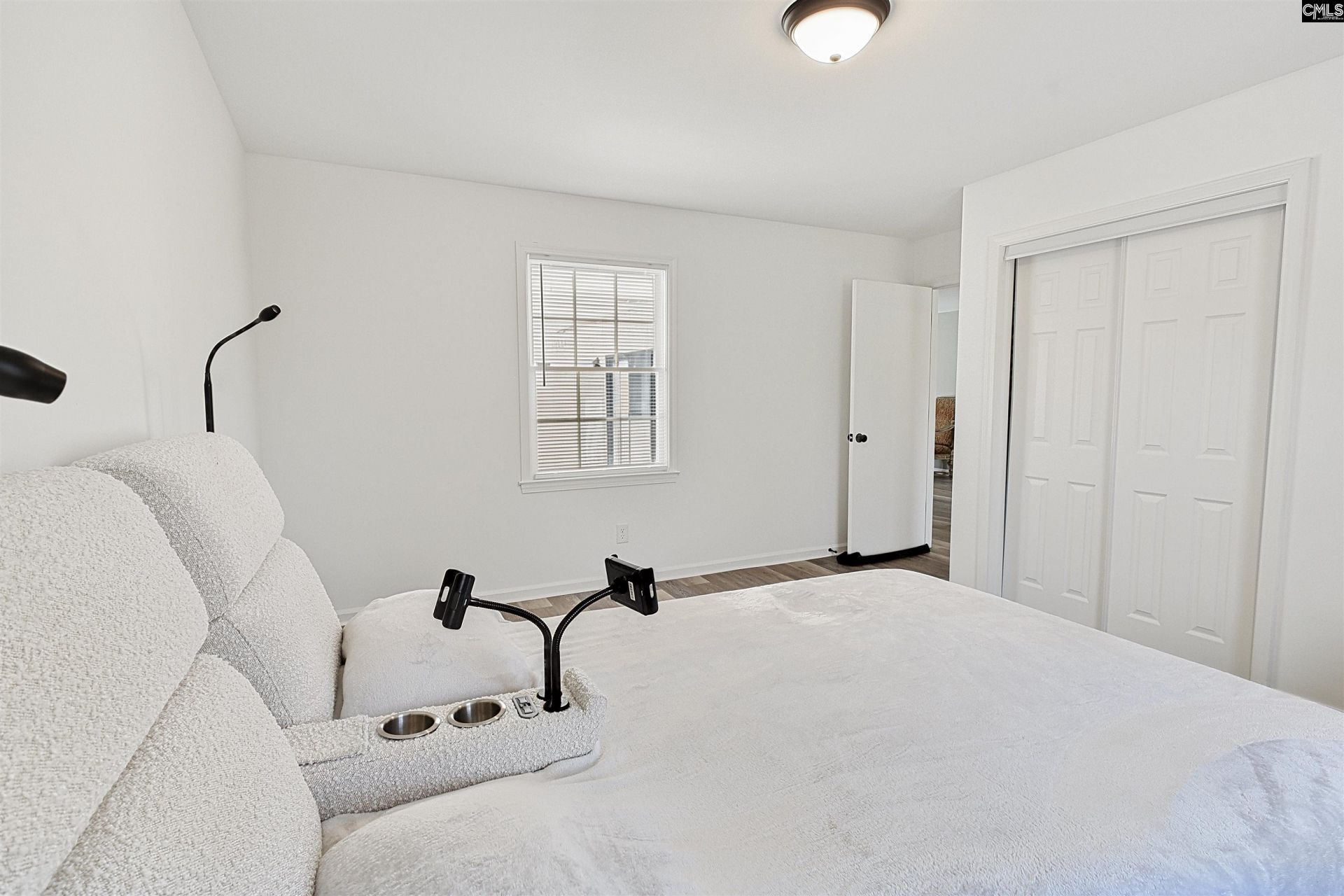 2905 Saintt Ives Road  Photo 10