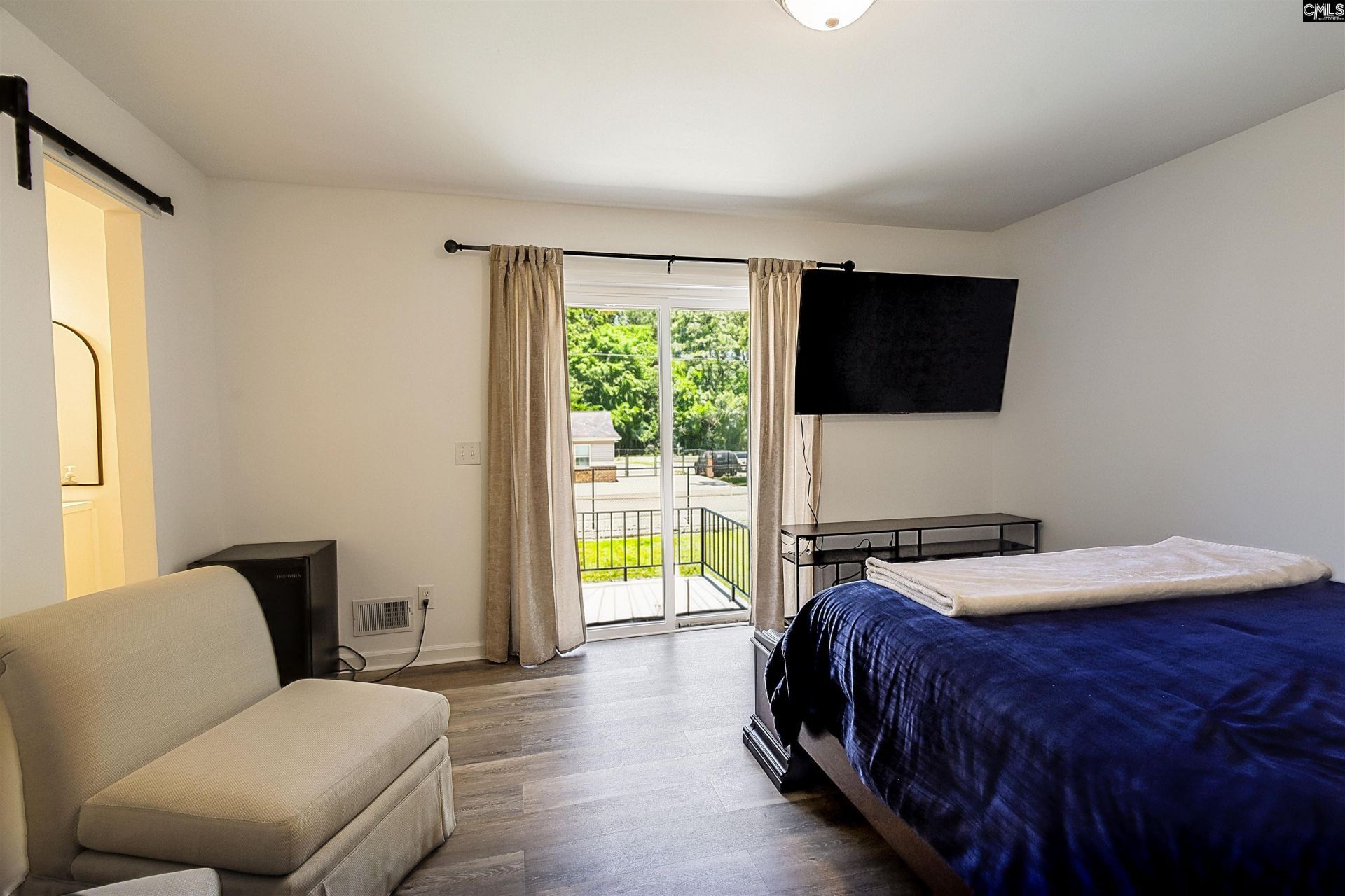 2905 Saintt Ives Road  Photo 14