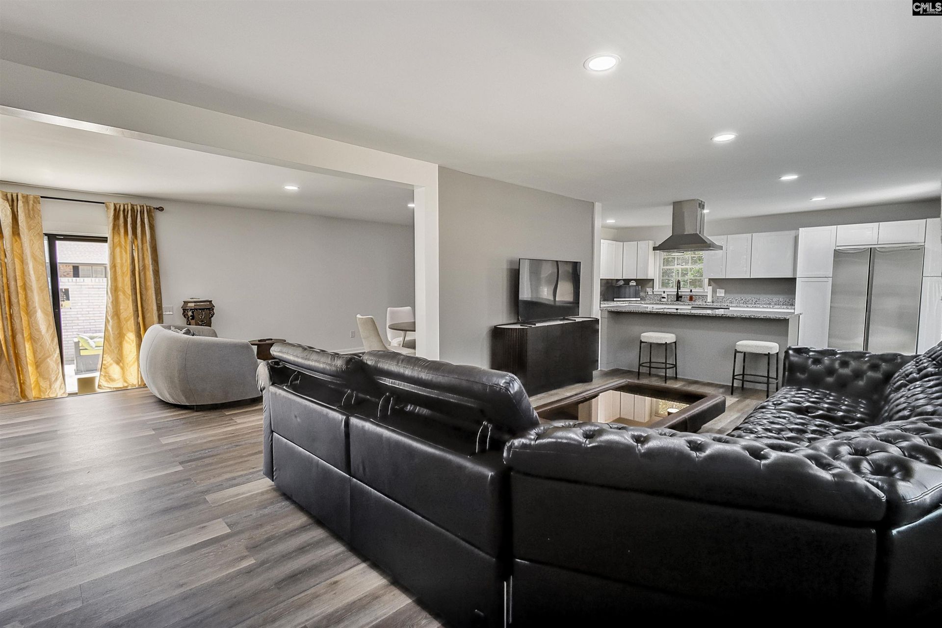 2905 Saintt Ives Road  Photo 24