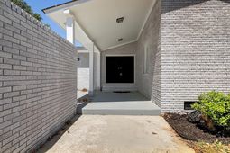 2905 Saintt Ives Road  photo 4