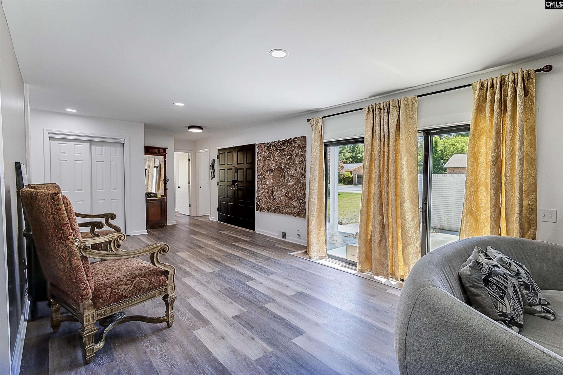 2905 Saintt Ives Road  Photo 8