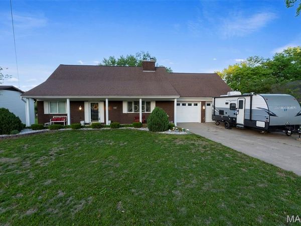 312 Cathy Drive, Jackson, MO 63755