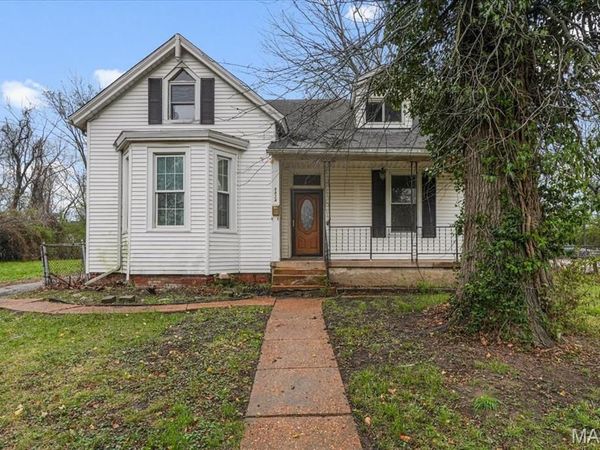 8824 Huiskamp Avenue , Jennings, MO 63136