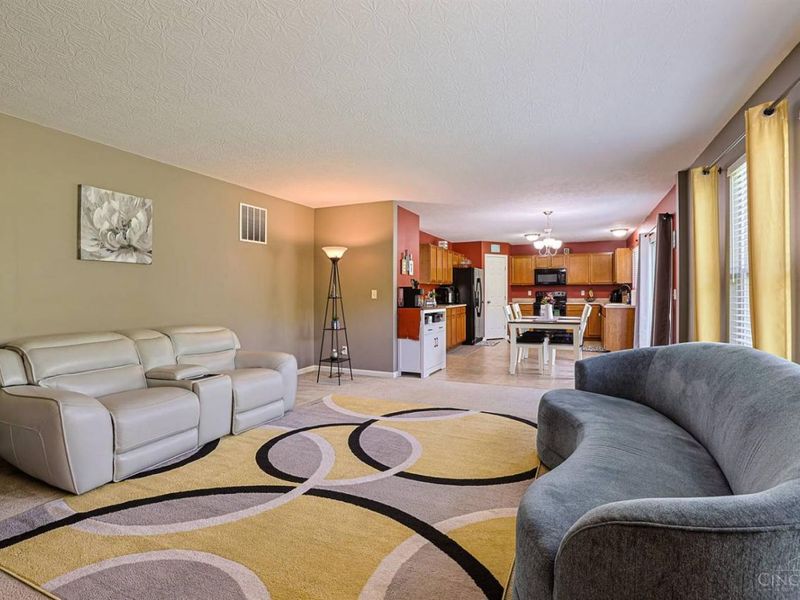 5820 Bentwood Drive, Middletown, OH 45042 Photo 12