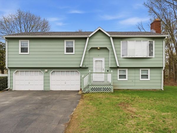 21 Newhill Rd, Methuen, MA 01844