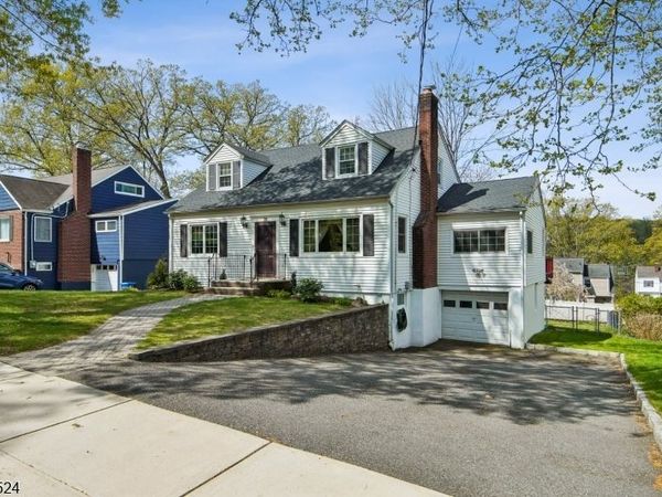 29 Lenox Ter, West Orange, NJ 07052