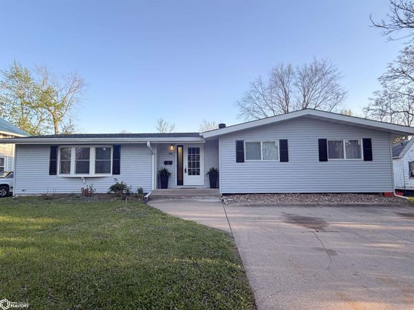 248 E Manning Avenue, Ottumwa, IA 52501
