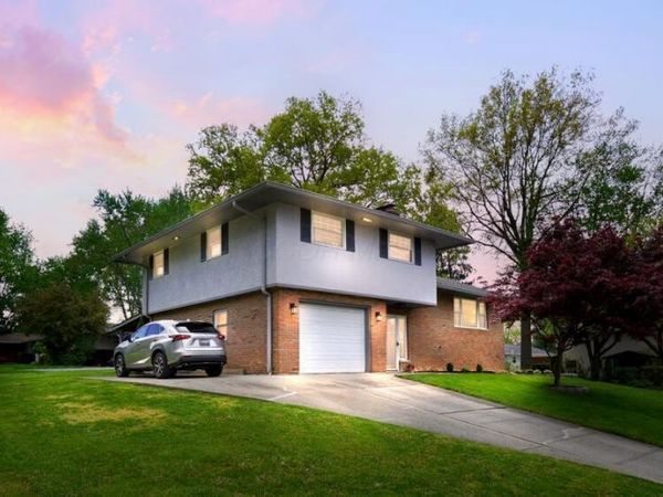 60 Savern Place, Columbus, OH 43230