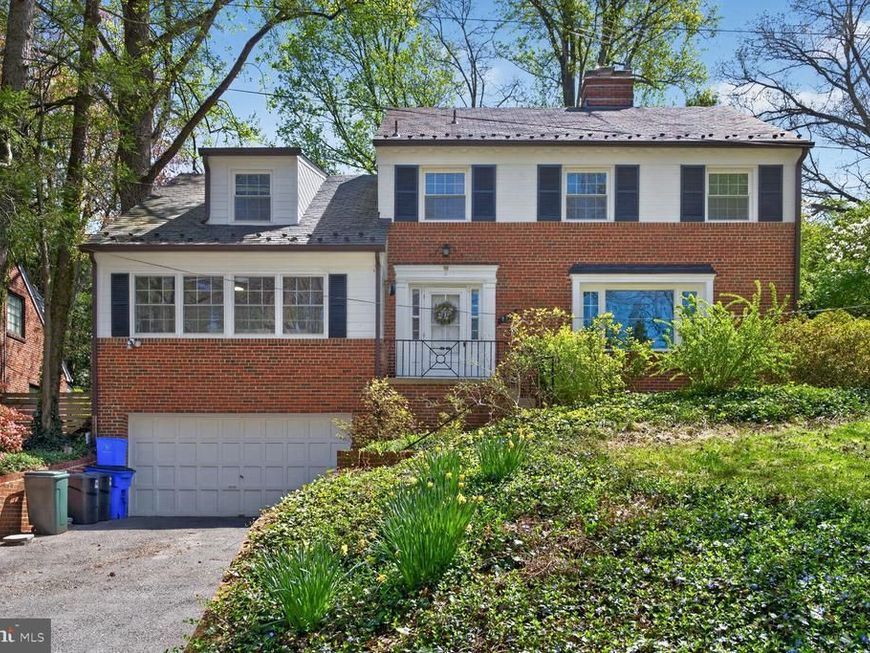 7215 Rollingwood Drive, Chevy Chase, MD 20815 Main Photo