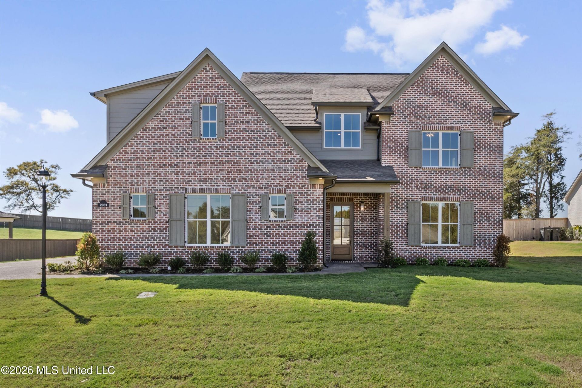 2061 Livingston Way Hernando, MS 38632
