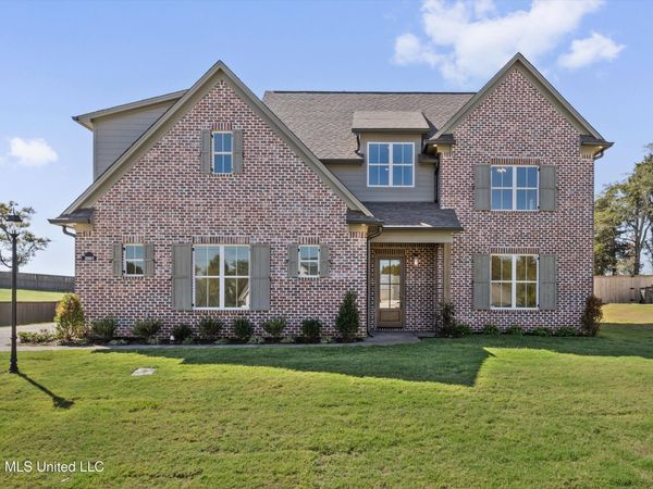 2061 Livingston Way, Hernando, MS 38632