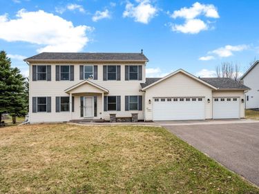 21245 123rd Avenue N, Rogers, MN 55374