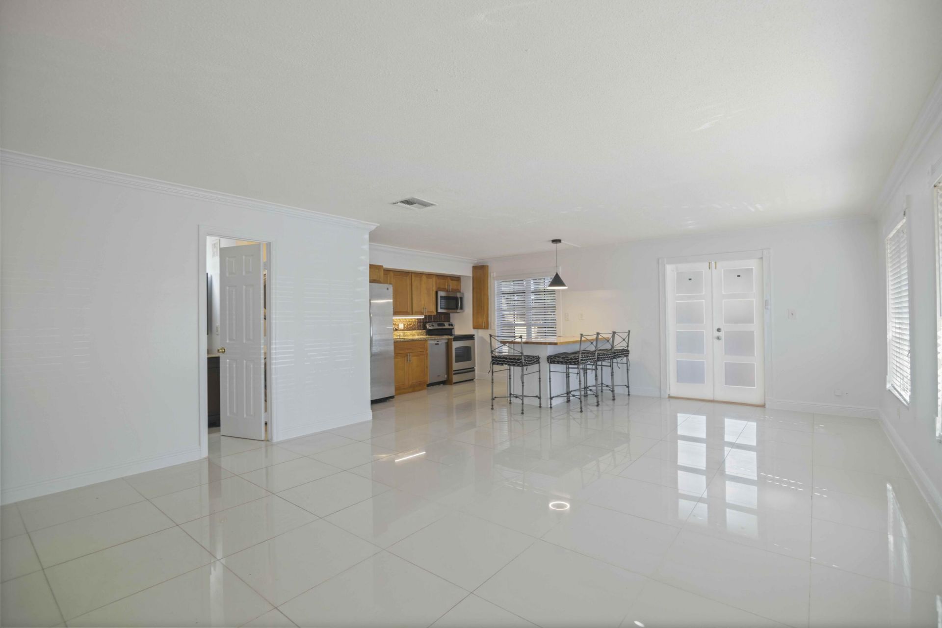 1545 Miami Road, Fort Lauderdale, FL 33394 Photo