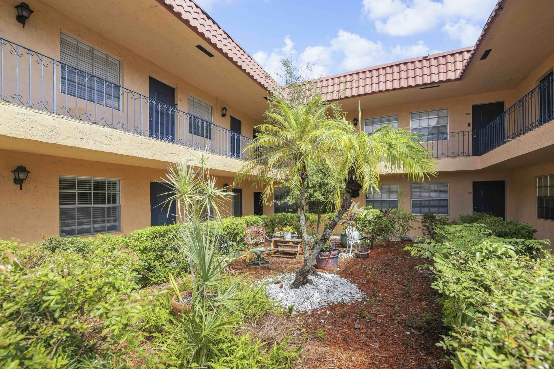 1545 Miami Road, Fort Lauderdale, FL 33394 Photo