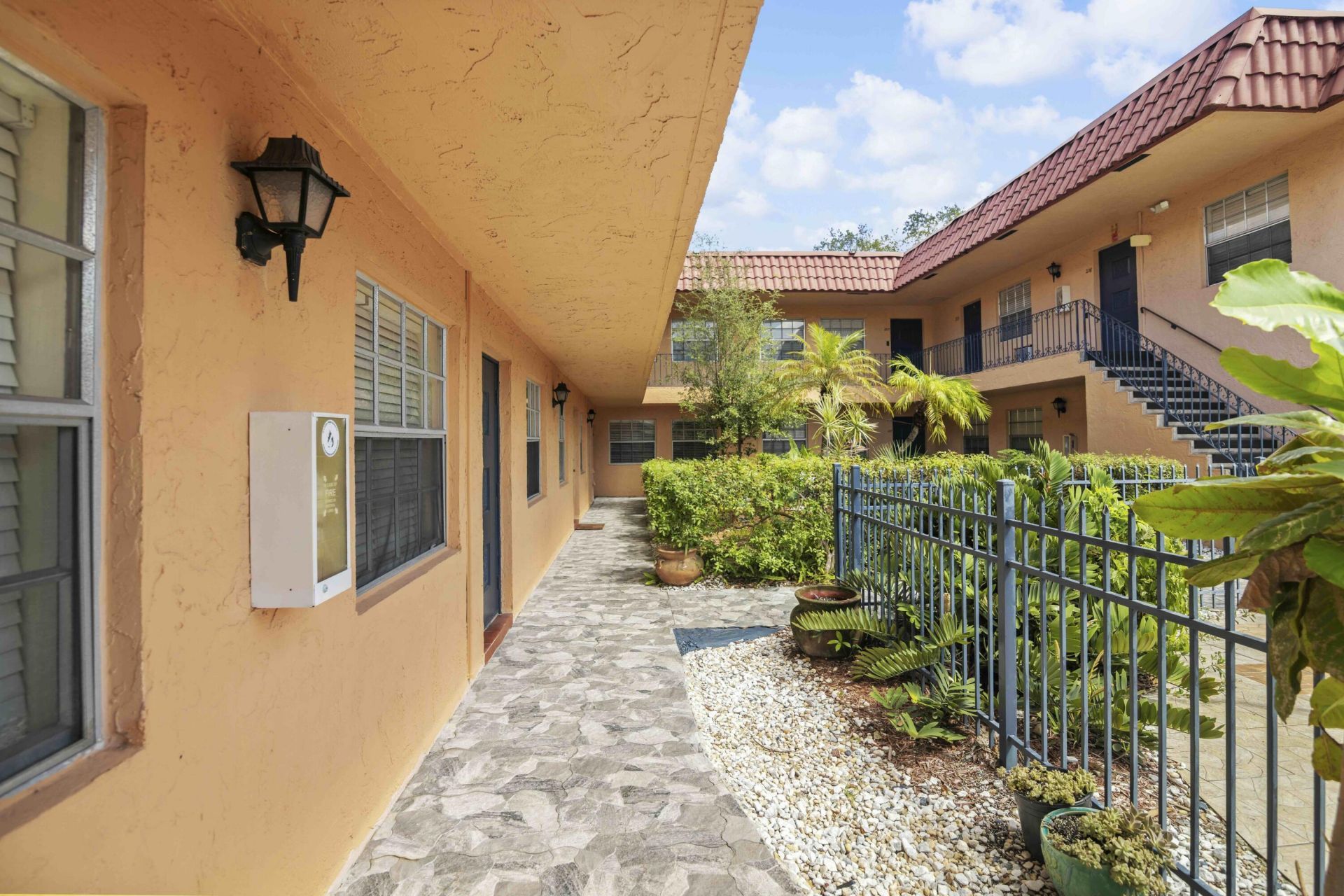 1545 Miami Road, Fort Lauderdale, FL 33394 Photo