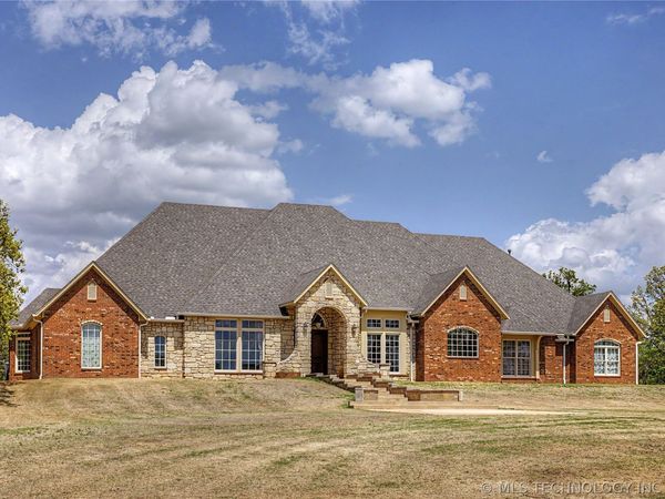 5224 E 68th Street S, Muskogee, OK 74403