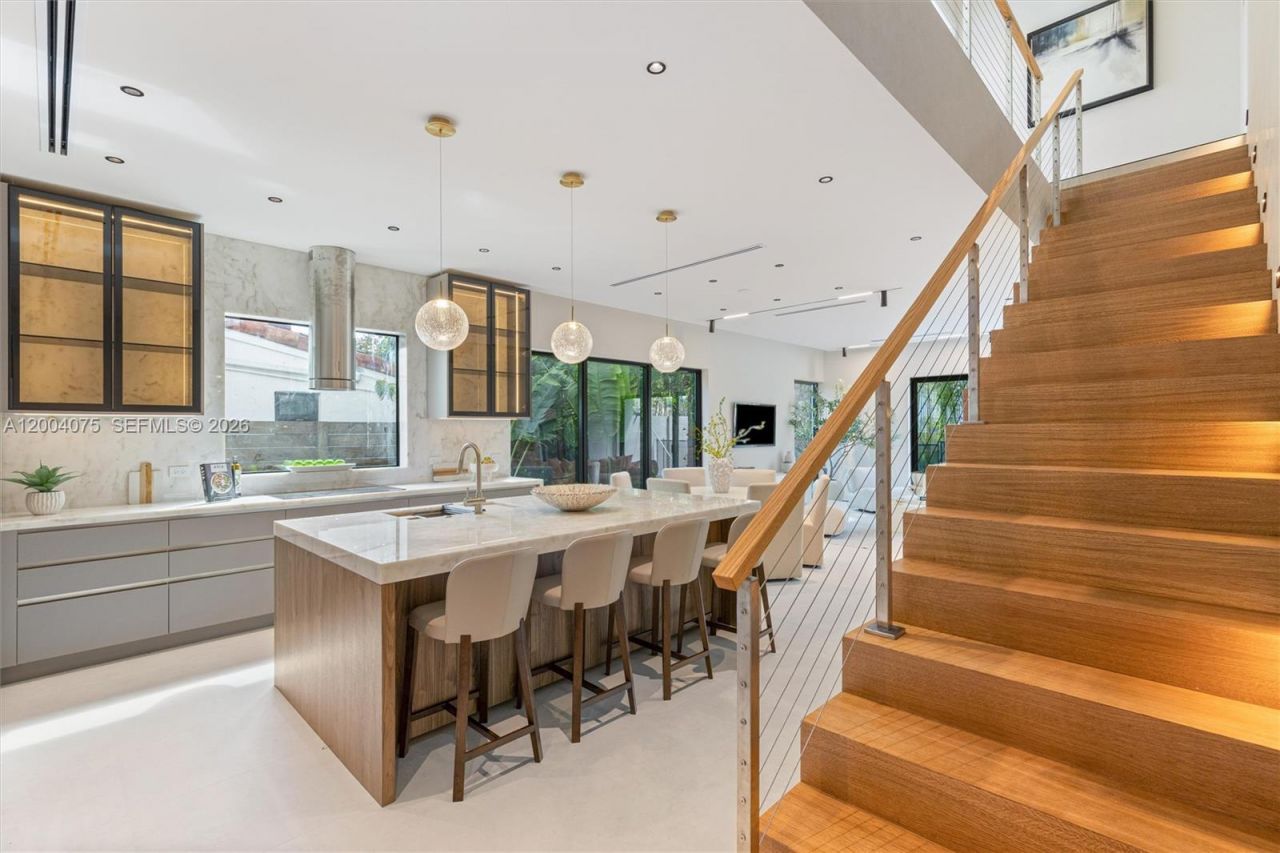 1748 SW 21st Ter, Miami, FL 33145 Photo