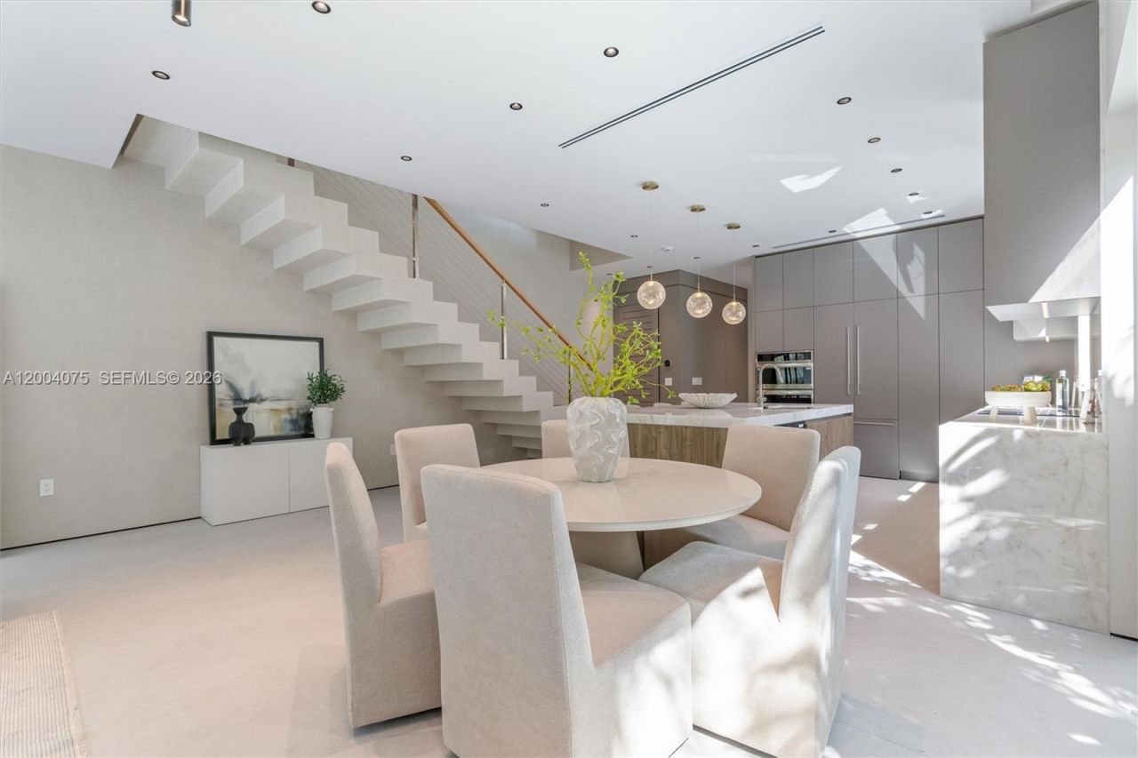 1748 SW 21st Ter, Miami, FL 33145 Photo