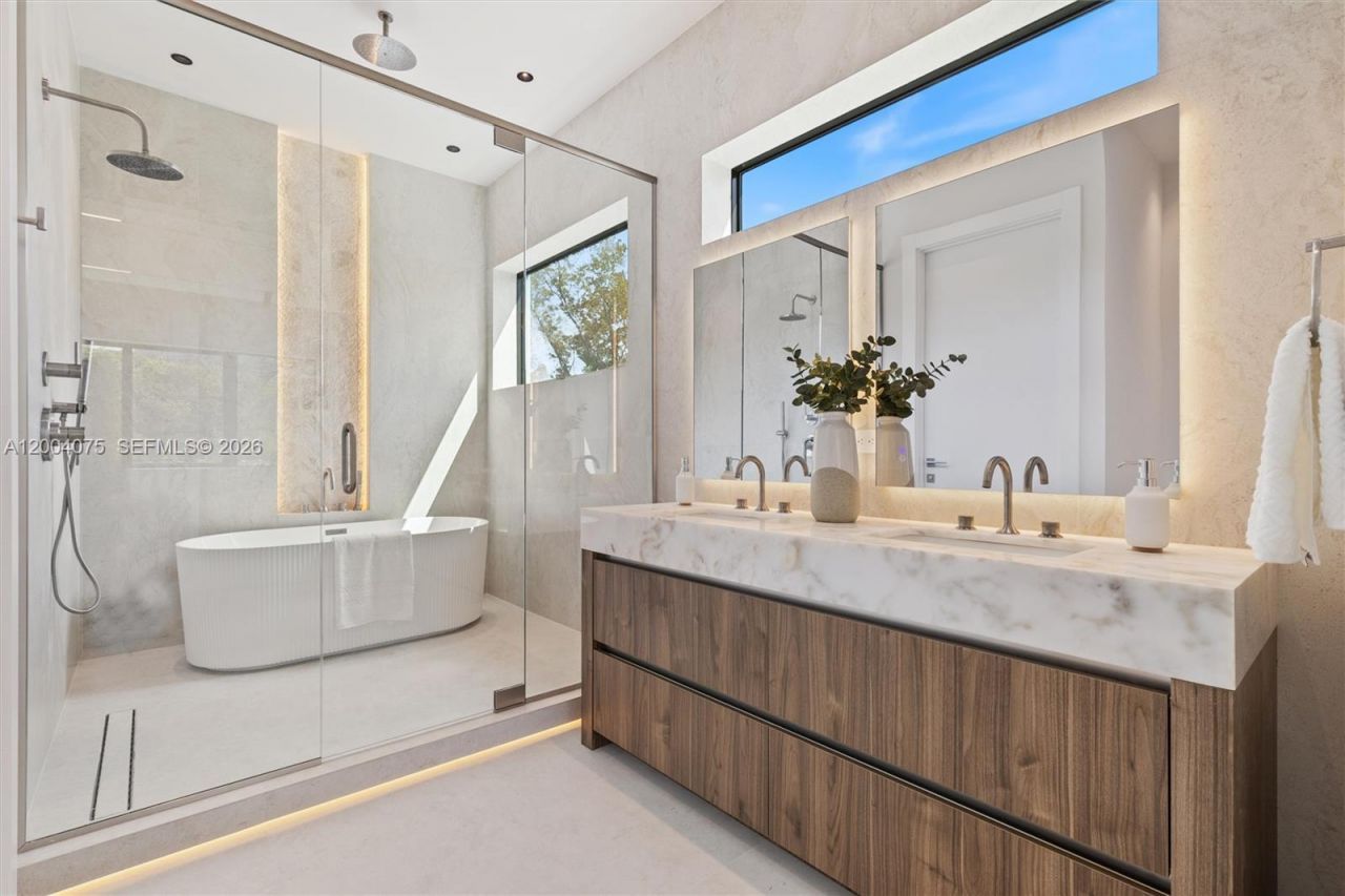 1748 SW 21st Ter, Miami, FL 33145 Photo