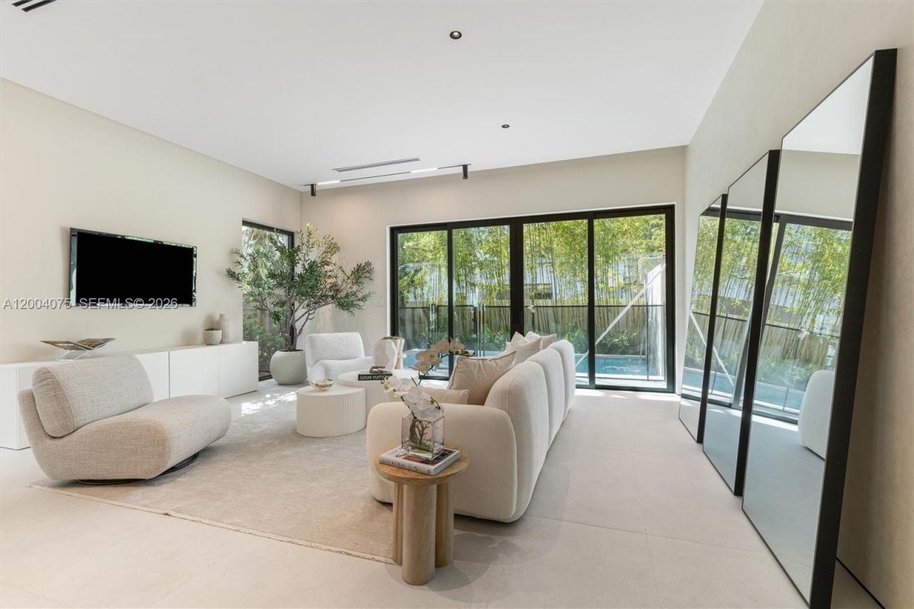 1748 SW 21st Ter, Miami, FL 33145 Photo