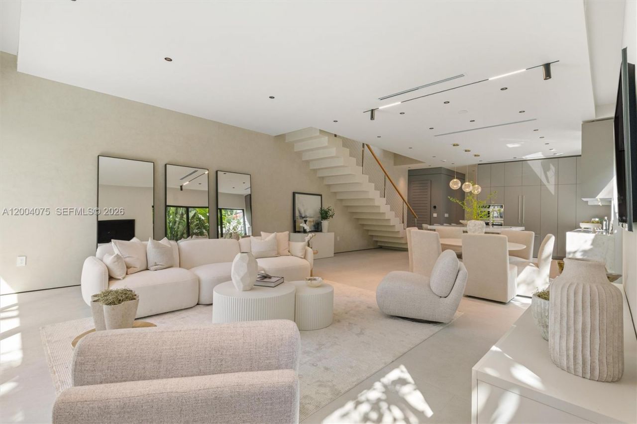 1748 SW 21st Ter, Miami, FL 33145 Photo