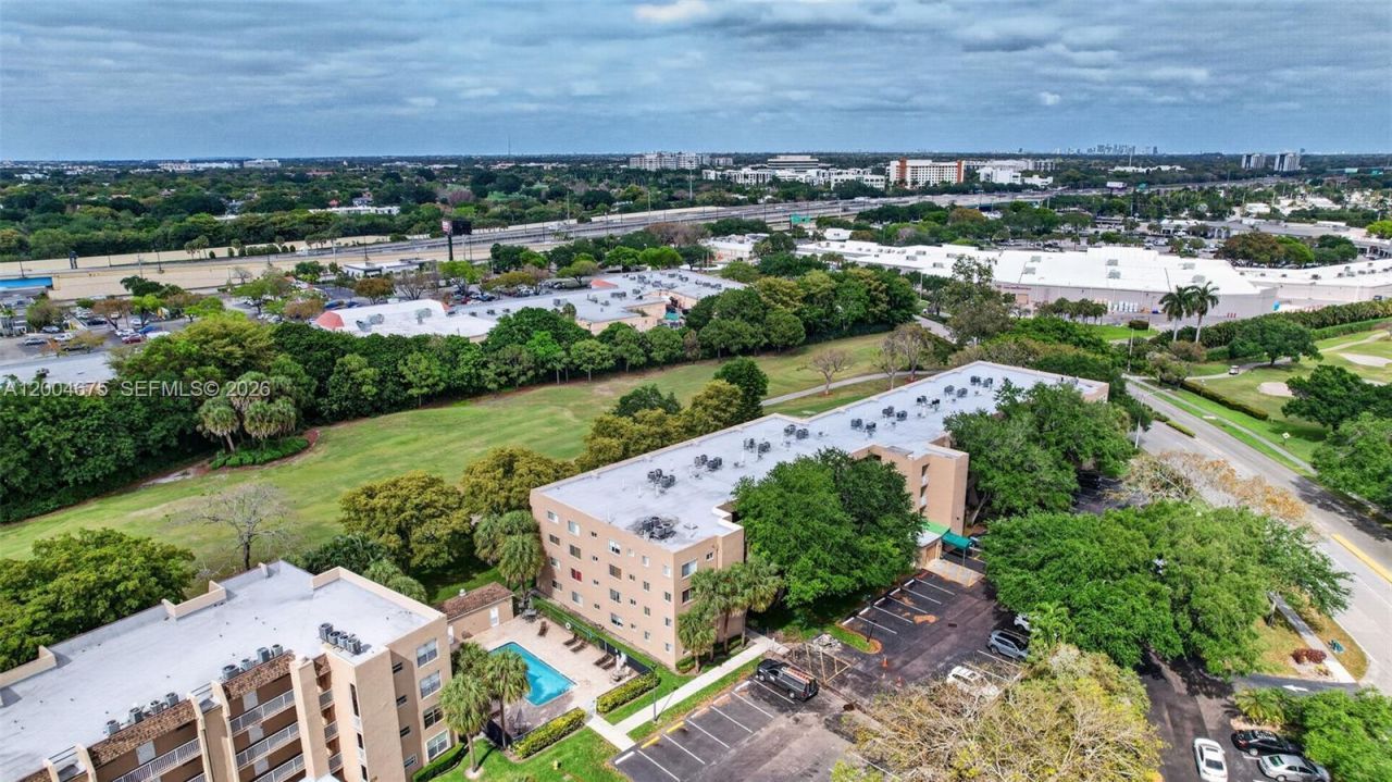 9470 Tangerine Pl, Unit 105, Davie, FL 33324 Photo