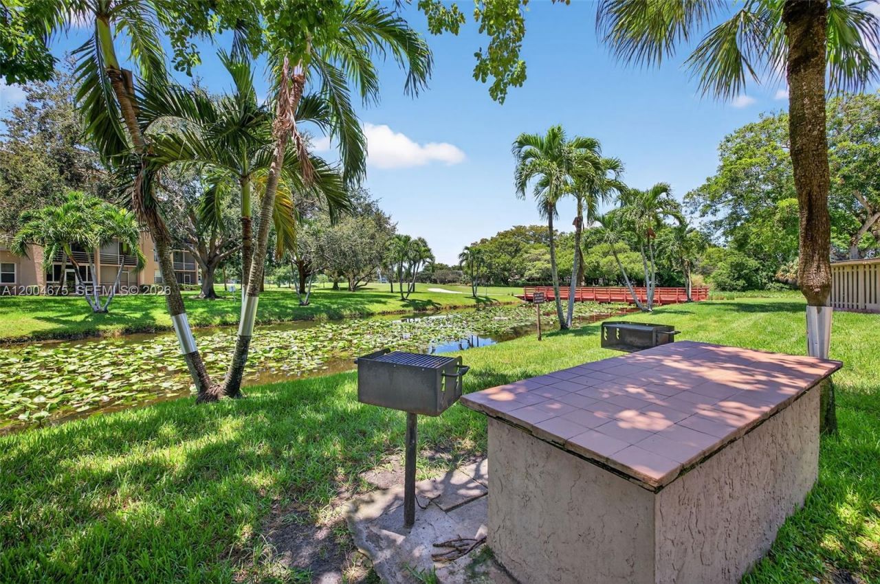 9470 Tangerine Pl, Unit 105, Davie, FL 33324 Photo