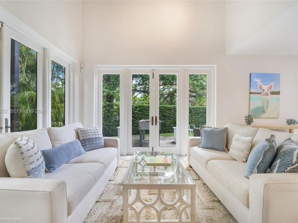 2449 S Bayshore Dr , Miami, FL 33133