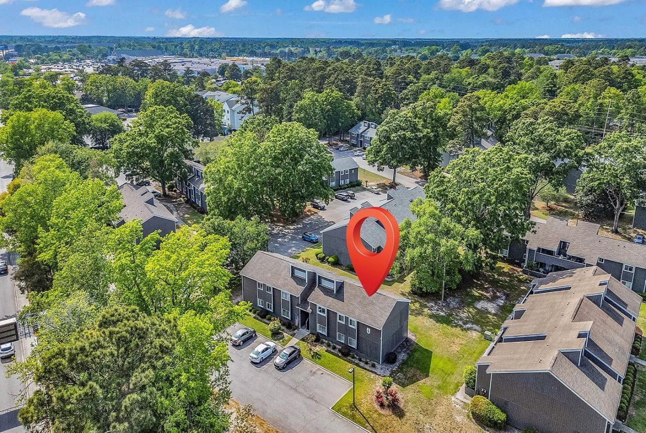 10301 N Kings Hwy.  Photo 24