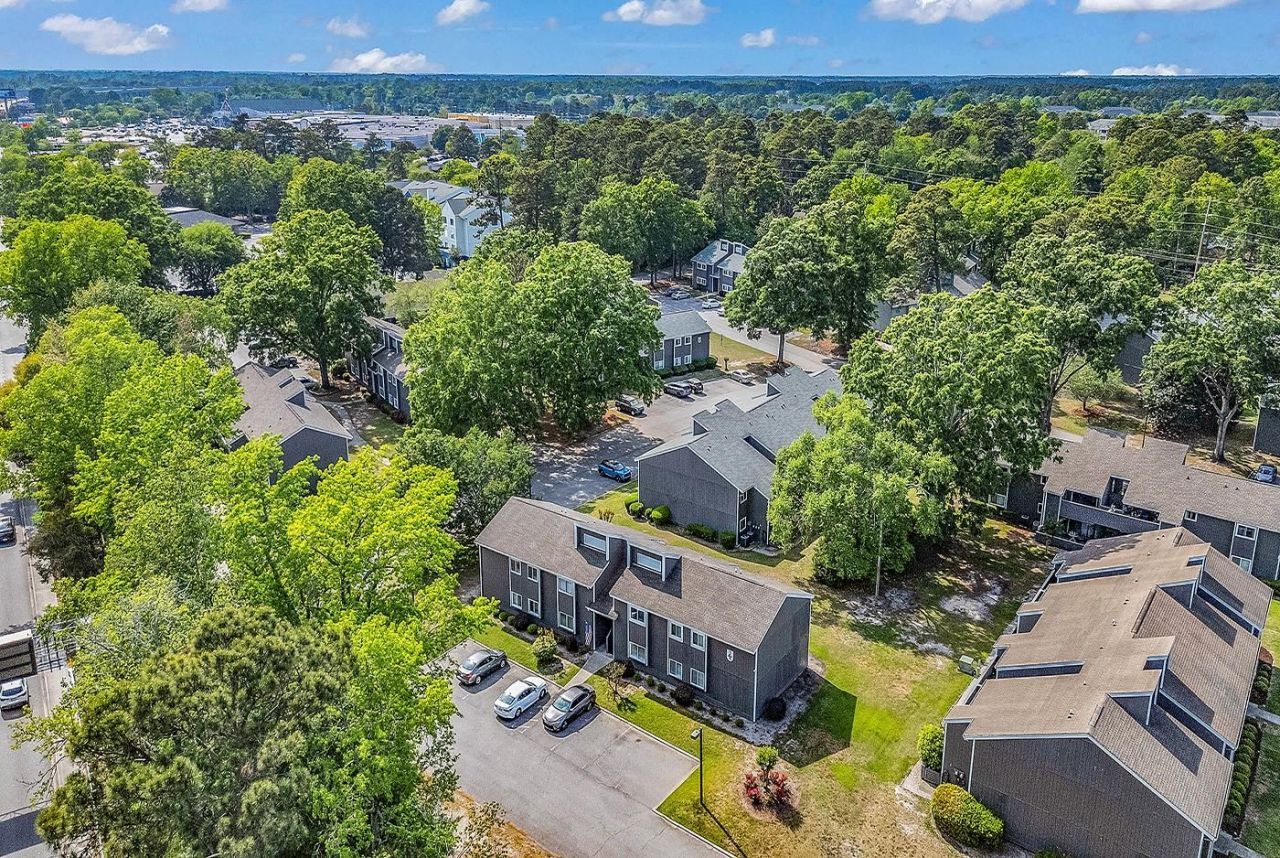 10301 N Kings Hwy.  Photo 25