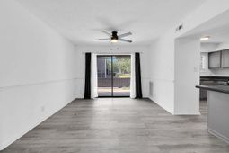 10301 N Kings Hwy. photo 4