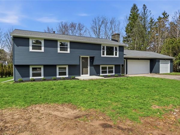 2163 Evergreen Lane , Ontario, NY 14519