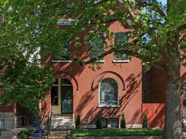 3525 Hartford Street , St Louis, MO 63118